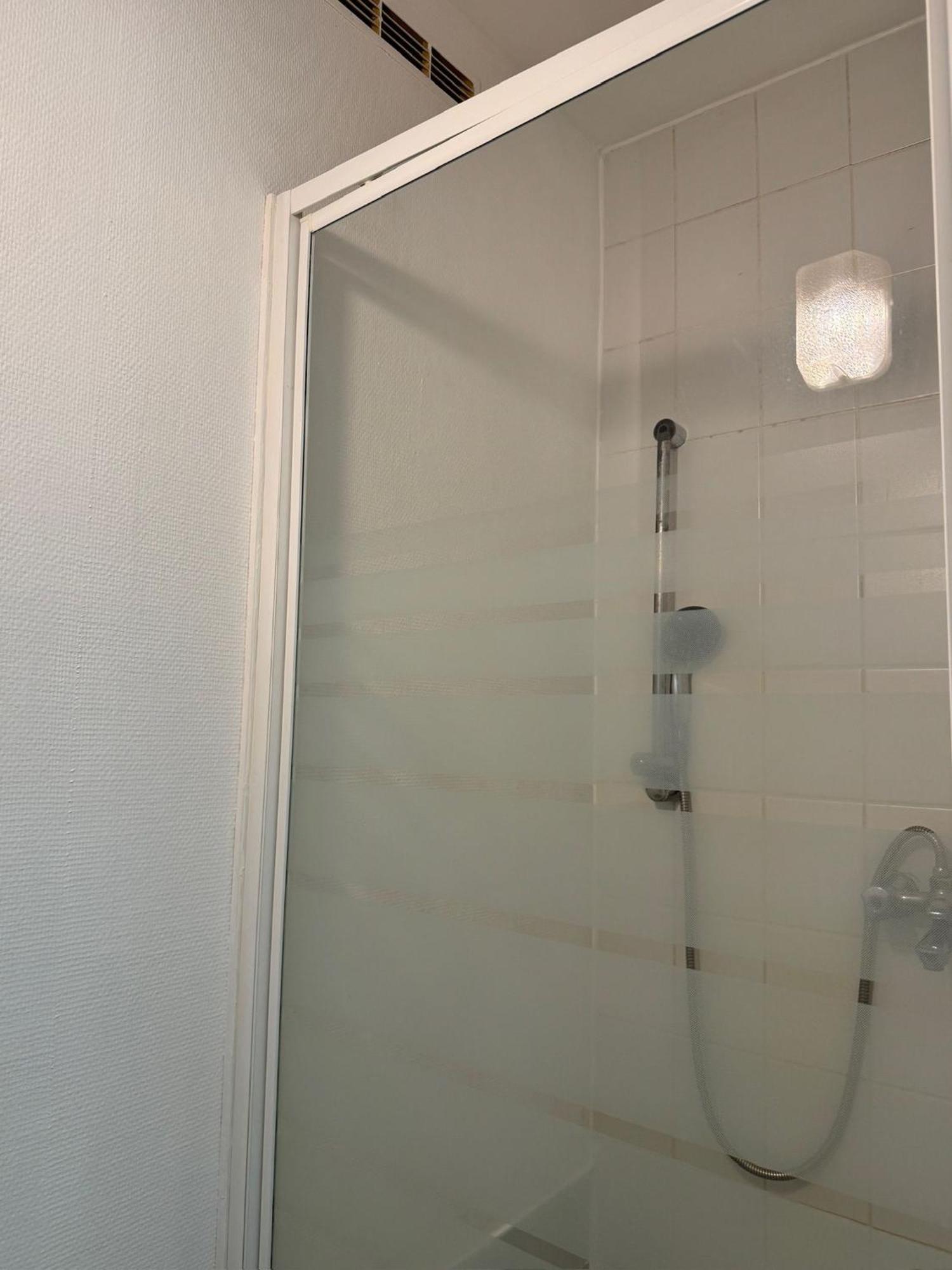 Luxury 2br 1lr Apt, 14min Walk To St Bavo Cathedral Appartement