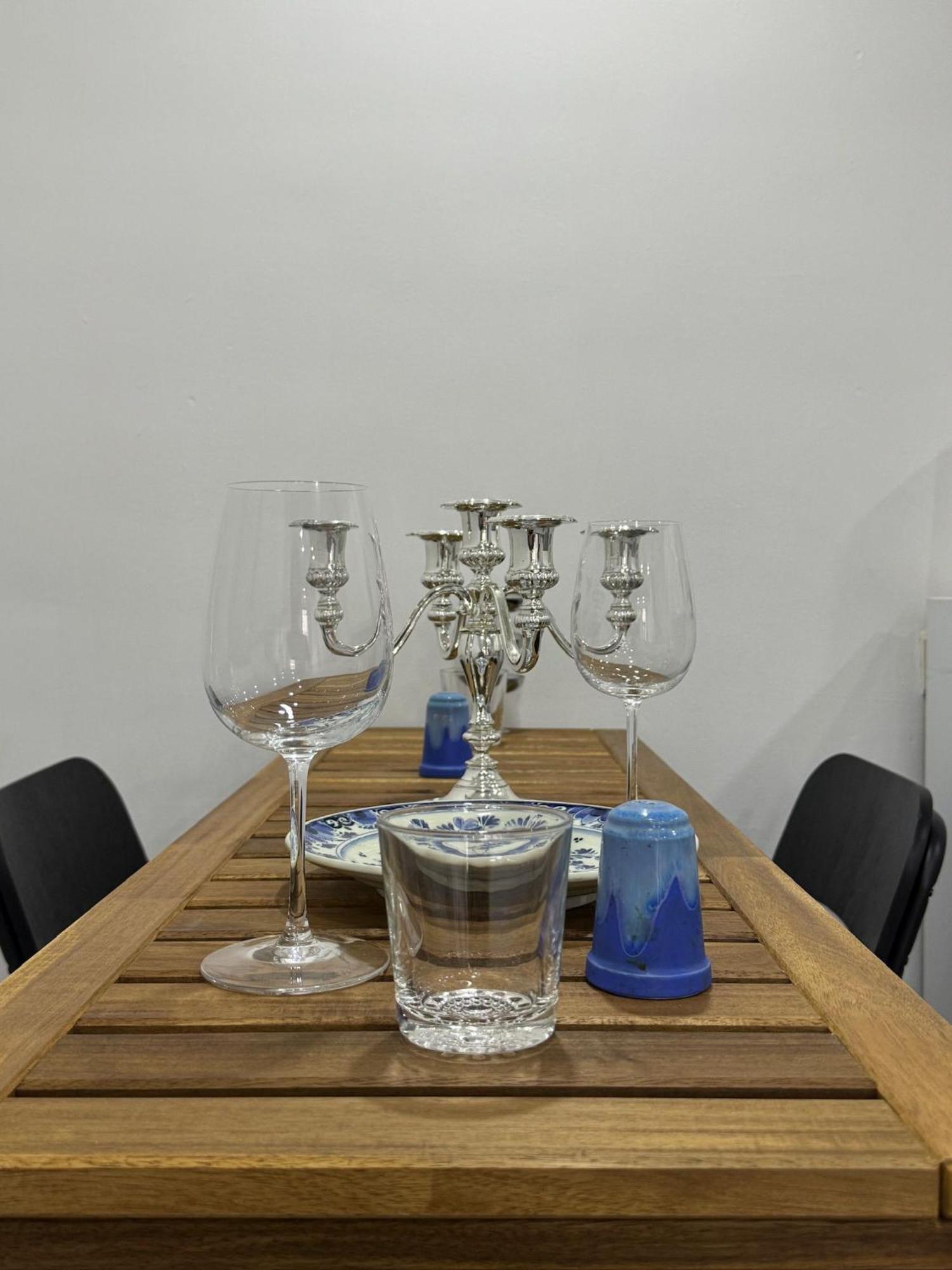 Luxury 2br 1lr Apt, 14min Walk To St Bavo Cathedral Appartement *